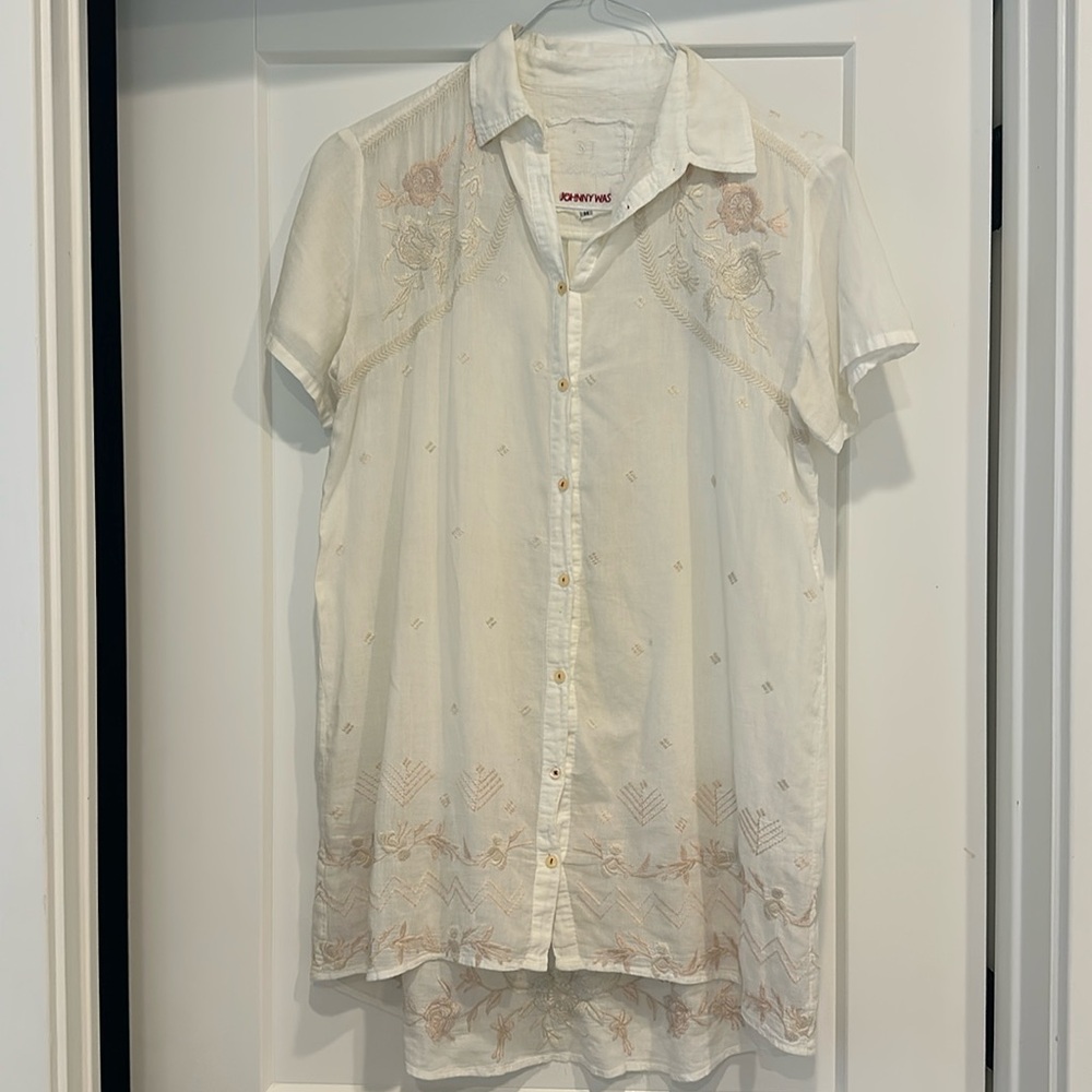 Johnny Was embroidered top